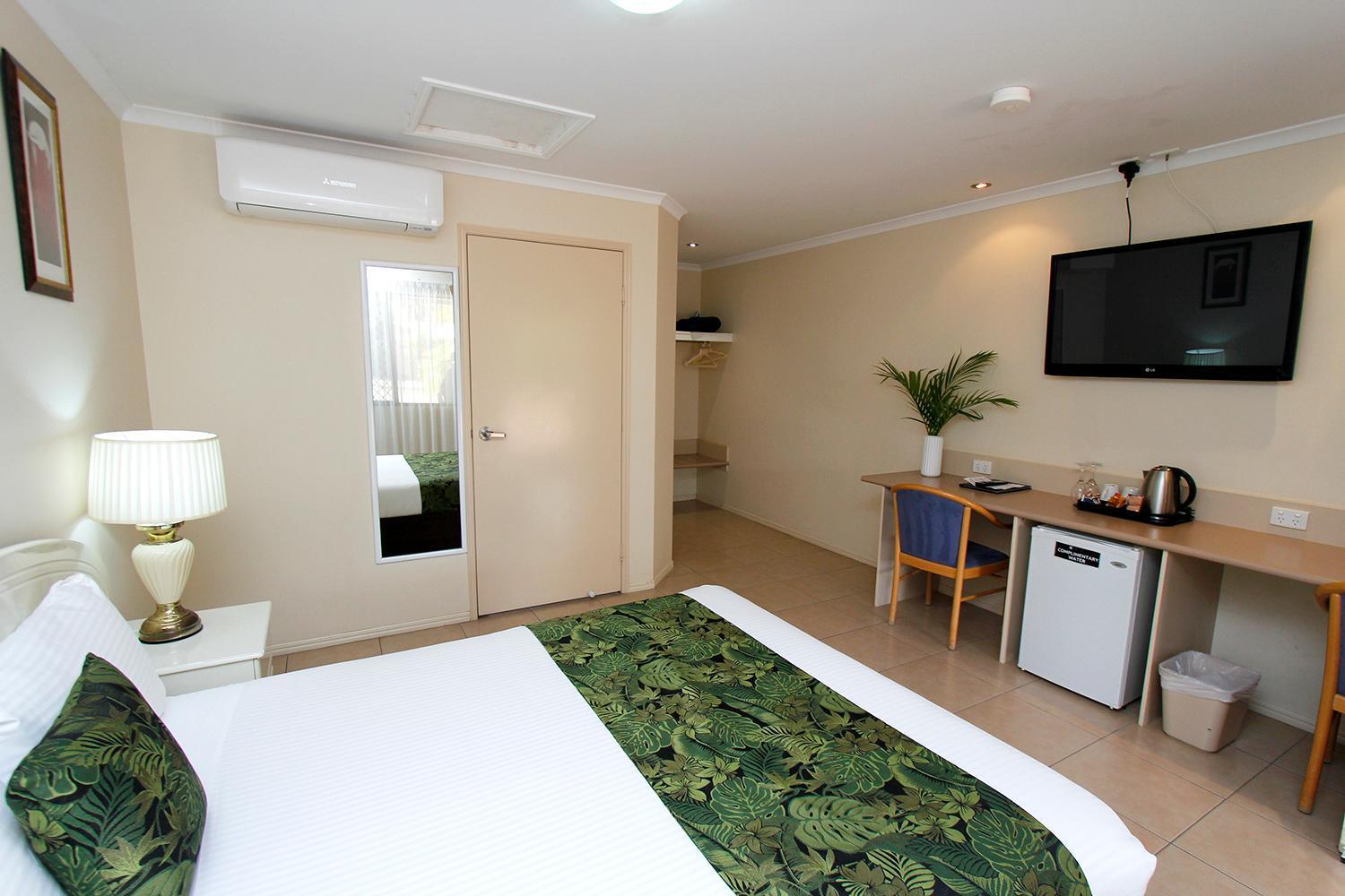 The Palms Motel Чинчила Екстериор снимка