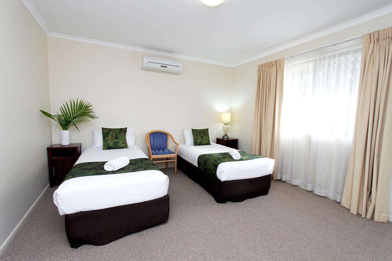 The Palms Motel Чинчила Екстериор снимка