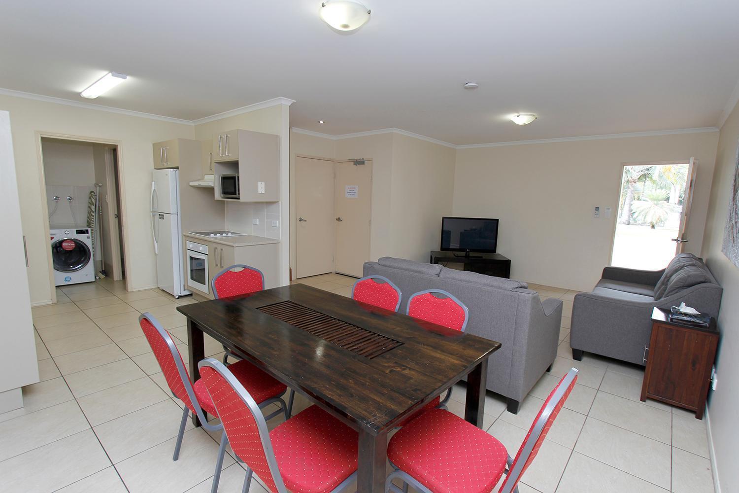 The Palms Motel Чинчила Екстериор снимка