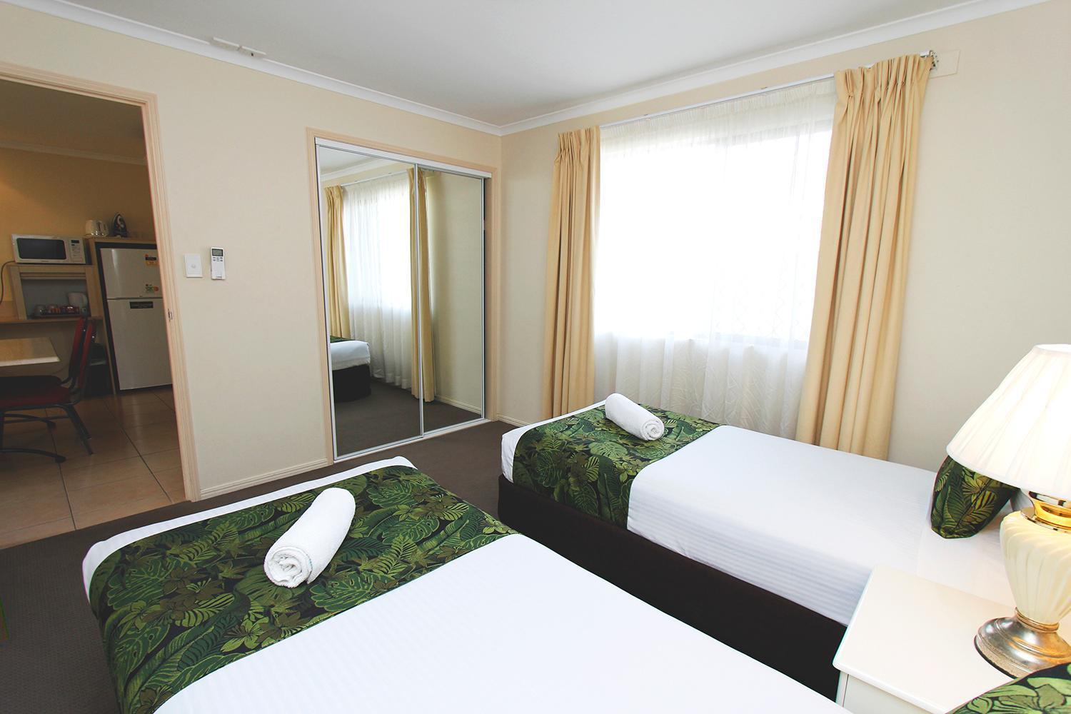 The Palms Motel Чинчила Екстериор снимка