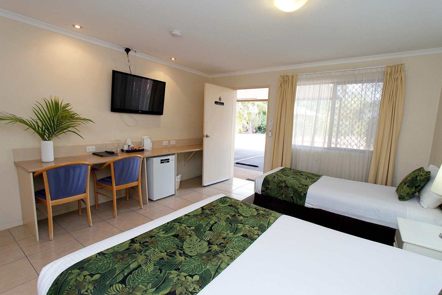 The Palms Motel Чинчила Екстериор снимка