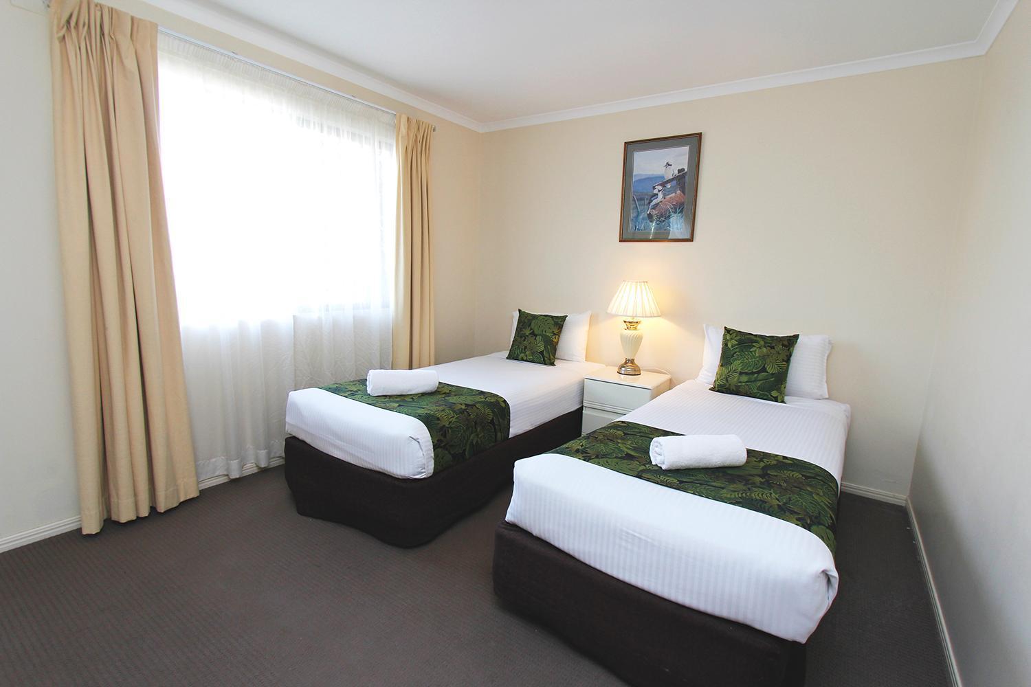 The Palms Motel Чинчила Екстериор снимка