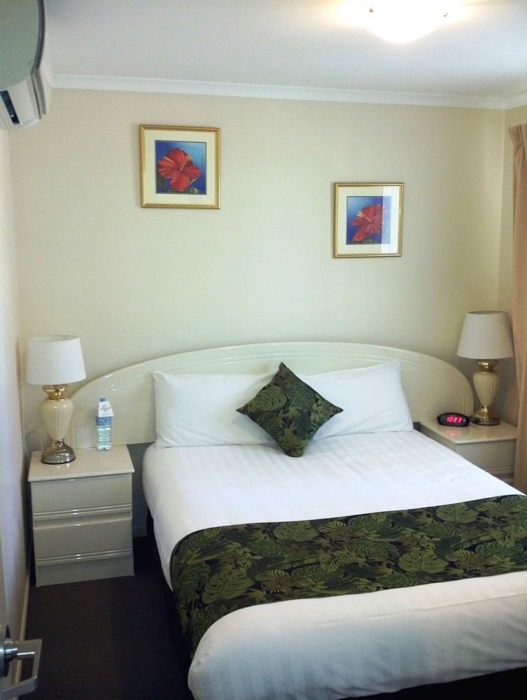 The Palms Motel Чинчила Екстериор снимка