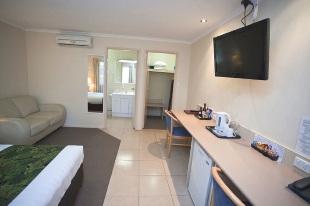 The Palms Motel Чинчила Екстериор снимка